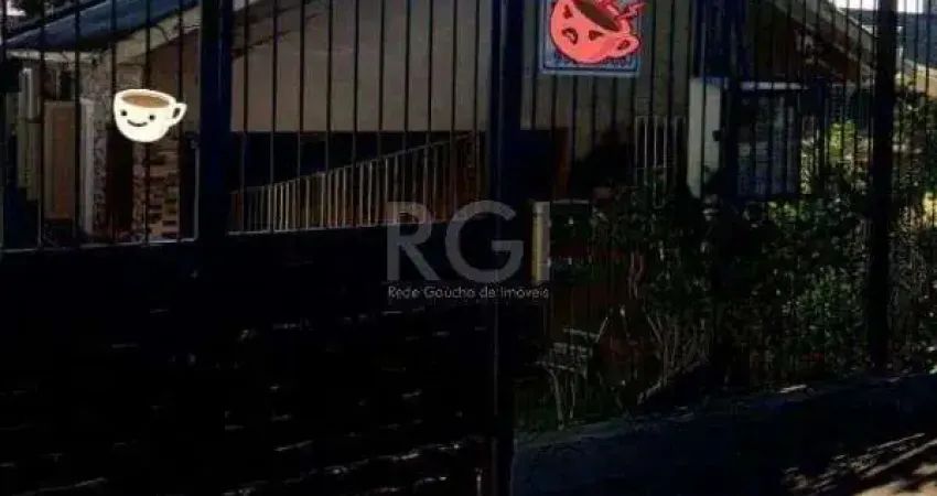 Casa em porto alegre, no bairro espírito santo, com 3 dormitório(s), e 3 banheir