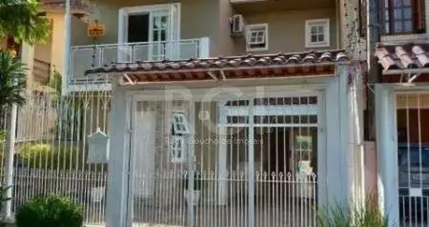 Casa para venda - 231.52m², 3 dormitórios, sendo 1 suites, 2 vagas - imperial pa