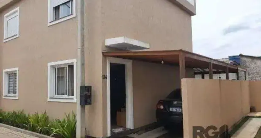 Casa em Porto Alegre, no bairro Ponta Grossa, com 2 dormitório(s), e 2 banheiros