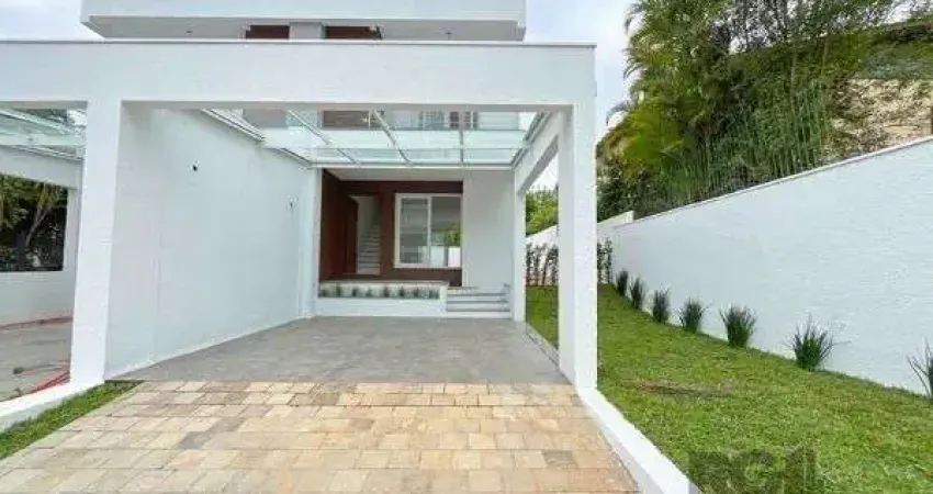 Casa em Porto Alegre, no bairro Vila Conceição, com 3 dormitório(s), à venda.