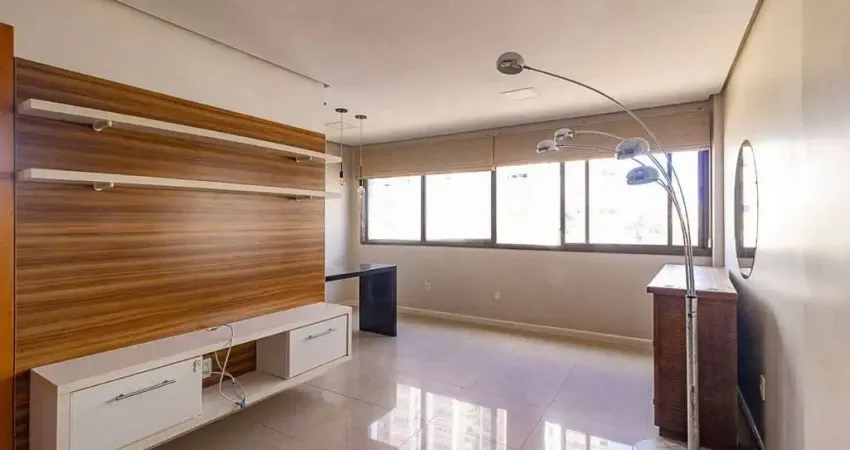 Apartamento semi mobiliado de 2 quartos,elevador,2 vagas no bairro Auxiliadora.