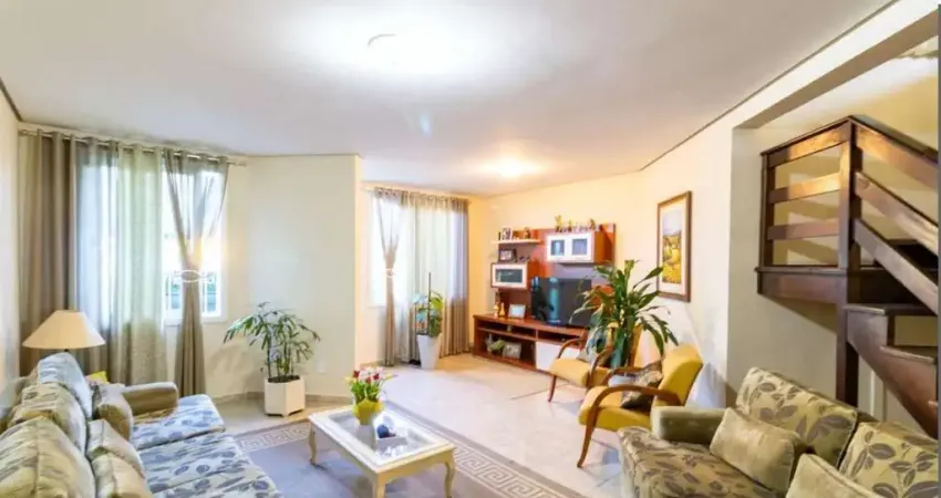 Casa com 3 quartos à venda na Rua Frederico Etzberger, 207, Nonoai, Porto Alegre