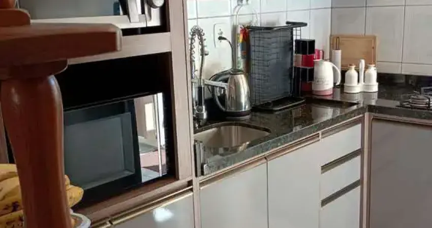 Excelente sobrado de 02 dormitórios, Bairro Rio Branco, Canoas/RS