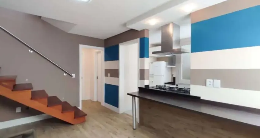 Cobertura Duplex Reformada com 115m² no Bairro Auxiliadora