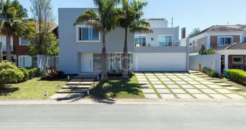 Casa Condominio para Venda - 707.4m², 6 dormitórios, sendo 6 suites, 4 vagas - Terra Ville