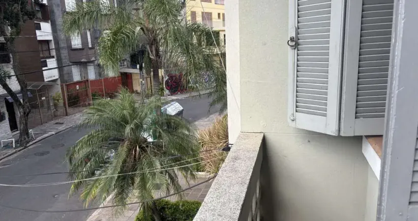 Apartamento com 3 quartos à venda na Rua Demétrio Ribeiro, 233, Centro Histórico, Porto Alegre