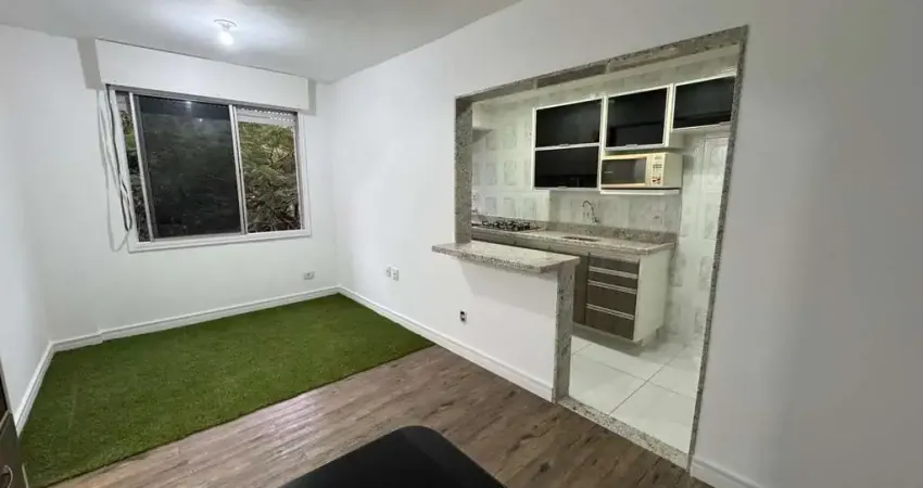 Apartamento com 1 Quarto e 1 vaga à Venda, 42 m² por R$ 200mil Bairro Cristal
