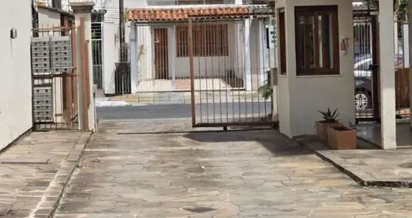 Casa de 3 dormitórios com uma vaga de garagem no bairro Niterói Canoas.
