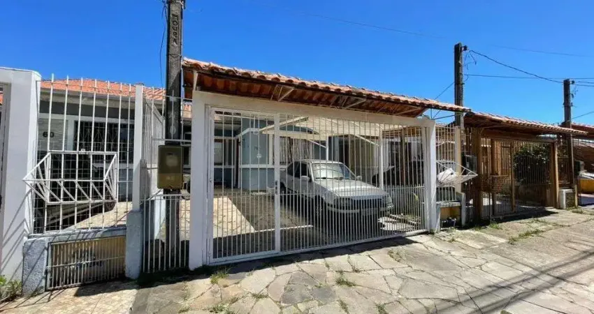 Casa com 3 quartos à venda na Rua Darcy de Bastos Germann, 70, Hípica, Porto Alegre