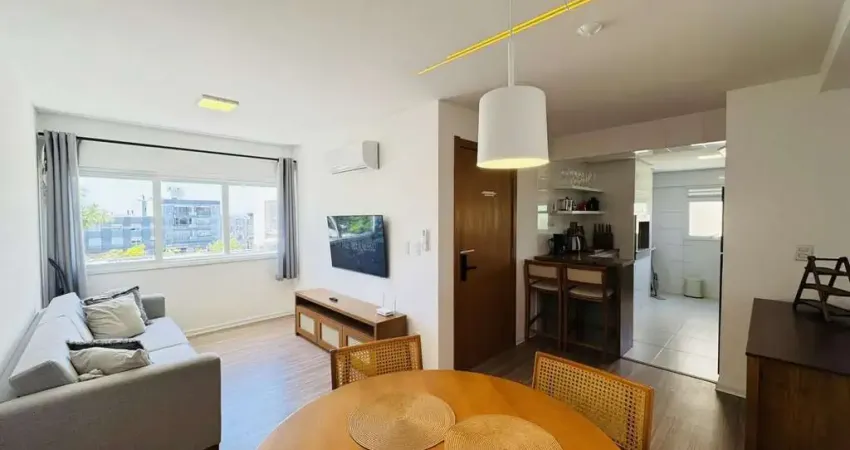 Pronto para Morar! 2 Dormitórios Mobiliado, 2 vagas de garagem