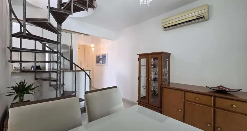 Cobertura duplex com 2 dormitórios e 1 vaga de garagem no bairro Menino Deus – 108,7 m² privativos