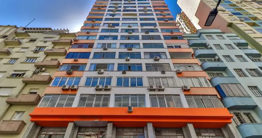Apartamento com 1 quarto à venda na Avenida Borges de Medeiros, 612, Centro Histórico, Porto Alegre