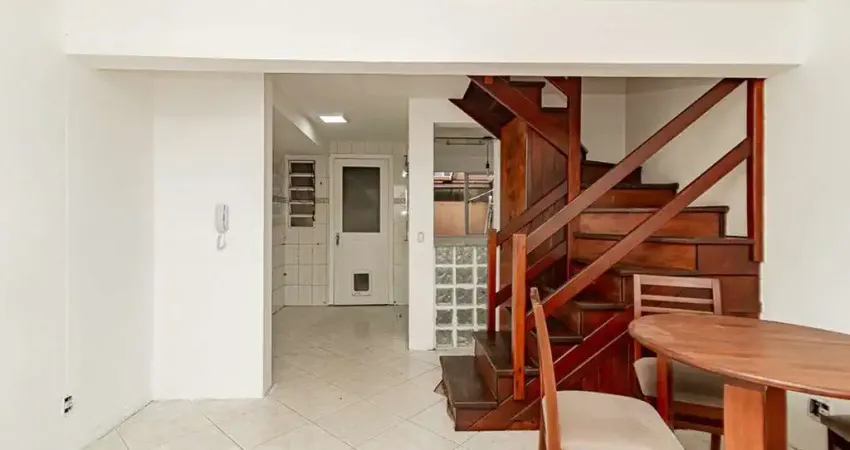 Casa em condomínio fechado com 2 quartos à venda na Avenida Faria Lobato, 1120, Sarandi, Porto Alegre