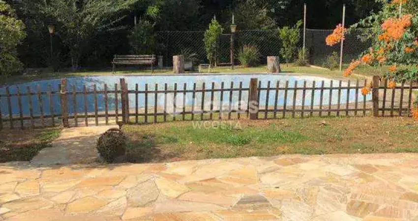 Chácara / sítio com 3 quartos à venda na Bela Vista, Paulínia 