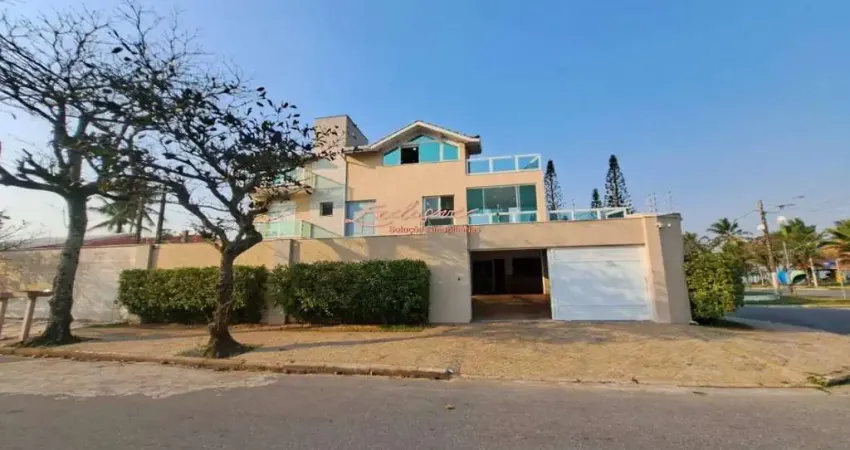 Casa à venda no Balneário Stella Maris, Peruíbe 