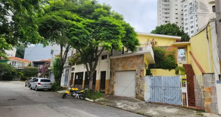 Casa á venda mooca travessa avenida paes de barros terreno aclive 8,50 m x 48,00 2 dormitórios sendo 1 suíte 3 salas quintal 2 vagas terreno no fundo