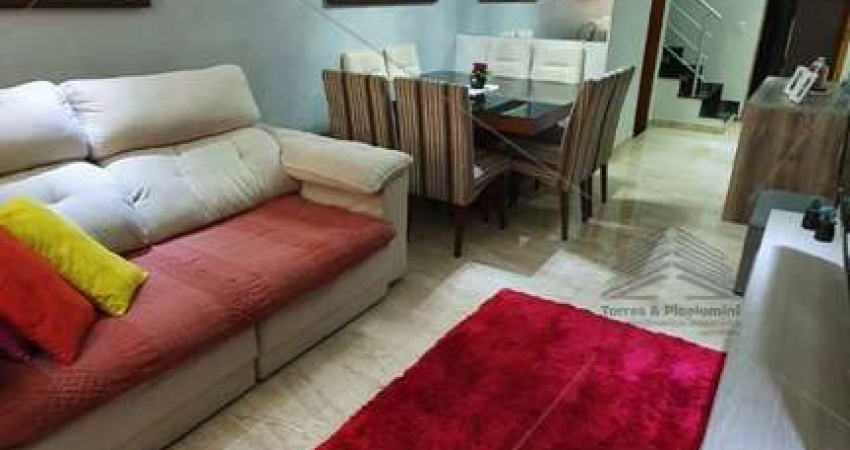 Sobrado de 140 m² a venda no Parque São Lucas, com 3 dormitórios sendo 1 suíte com closet, 3 banheiros, lavabo, sala para 2 ambientes, estar e jantar,