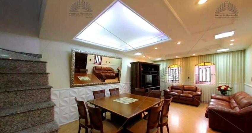Sobrado 238m2 na Vila Barcelona, Terreno 10m x 20m, dormitórios,1 suíte master, lavabo, 3 banheiros, sala de estar, cozinha, copa, churrasqueir