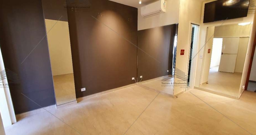 Oportunidade imperdível: Sala comercial impecável de 43 mts2 à venda na República, São Paulo-SP! 1 sala, 1 banheiro, 43 m² de área.
