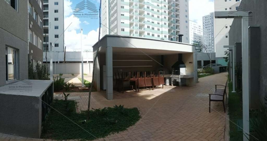 Apartamento Liberdade/Cambuci, com 1 quarto, sala 2 ambientes, 1 banheiro, 1 vaga de garagem livre e coberta. Piscina, academia e mais. Próximo metrô