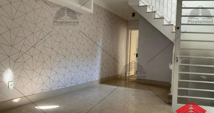 Sobrado com 3 dormitorios, sendo 1 suite com varanda, 2 vagas, prox. Metro Vila Prudente