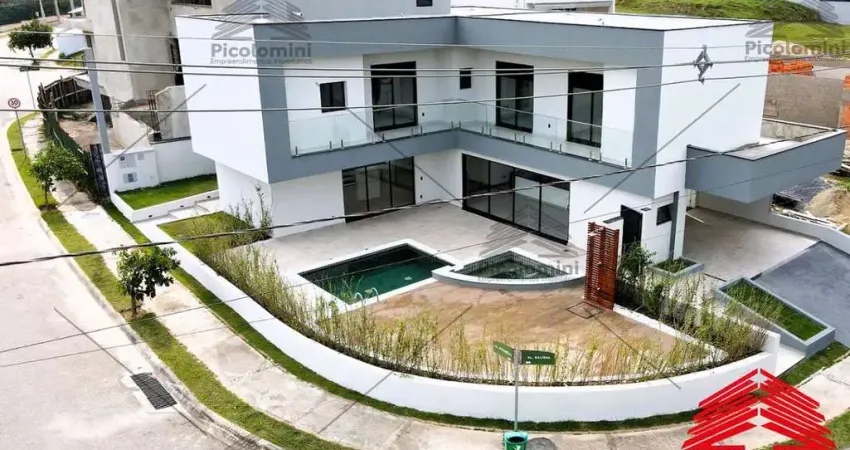 Sobrado em condomínio de alto padrão em Votorantim, lazer completo, varanda, despensa, aquecimento solar