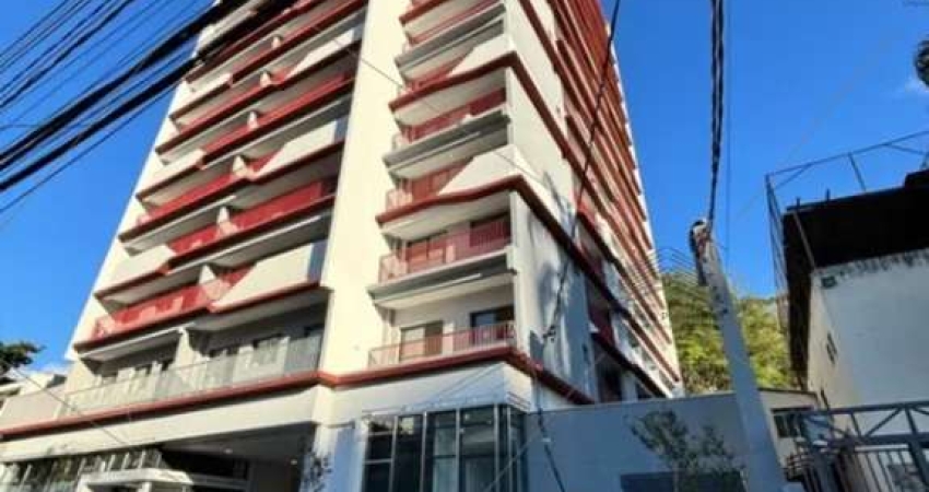 Apartamento a venda de 28 m² na Vila Mariana, 1 dormitório, 1 banheiro, varanda, mobiliado, lavanderia, cozinha, moveis planejados