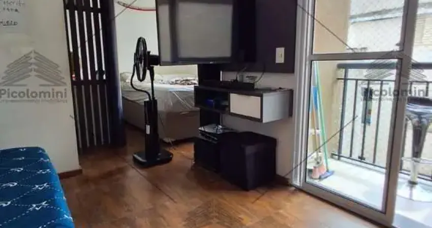 Apartamento Liberdade Mobiliado com 28 metros, 1 quarto, sala com Varanda, 1 banheiro, lazer com piscina, academia, espaço gourmet e mais