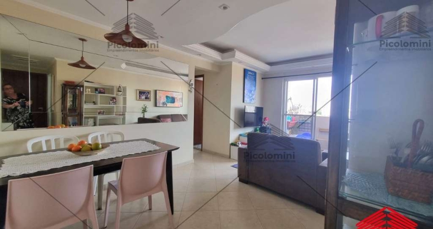 Apartamento Mooca com 2 quartos, sendo 1 suíte,1 banheiros social, sala de estar e jantar com sacada, cozinha e área de serviço, com uma vaga livre e