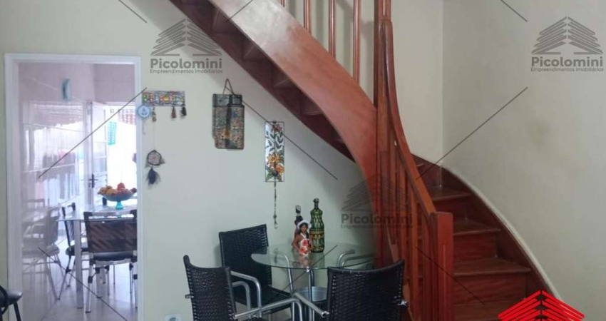 Imperdível: Casa à venda em São Paulo-SP no Tatuapé , com 2 quartos, 1 sala, 1 banheiro e 49m².