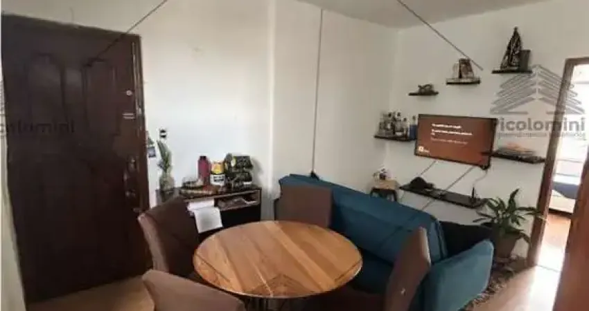 Apartamento Centro de São Paulo Reformado com 50 metros, 2 quartos, sala 2 ambientes, 1 banheiro, Portaria 24 horas.