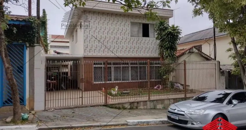 Imperdível! Casa à venda em São Paulo-SP, Mooca. 4 quartos, 1 suíte, 2 salas, 2 banheiros, 5 vagas de garagem, 255 m².