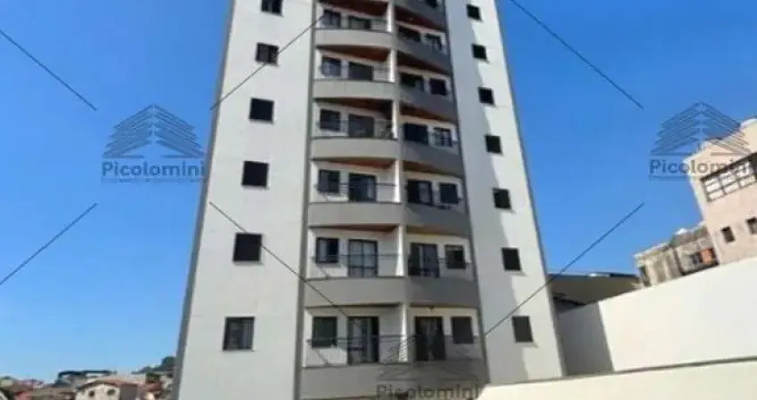 Apartamento à venda em São Caetano de 79m² com 3 quartos (1 suíte), sala 2 ambientes com sacada, cozinha planejada, 2 banheiros e 2 vagas de garagem