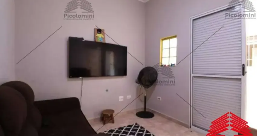 Sobrado de Vila Bom Retiro com 2 quartos amplos, sala 2 ambientes, cozinha planejada, area de serviço, quintal, sacada e vaga de garagem