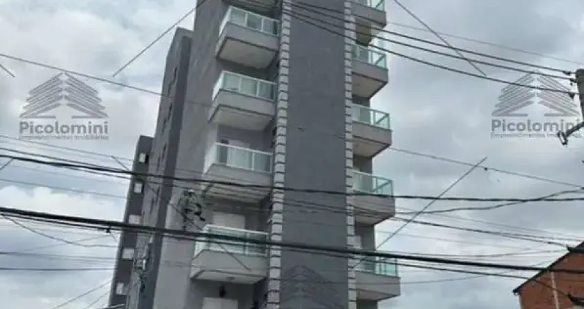 Apartamento à venda com 2 quartos e 1 suíte em Santo André-SP: 56m², sala, 2 banheiros e 1 vaga de garagem.