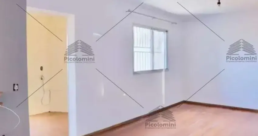 Apartamento a venda no Água Rasa de 68m², 2 dormitórios, 1 banheiro, lavanderia, moveis planejados, cozinha, piso laminado, 1 vaga de garagem