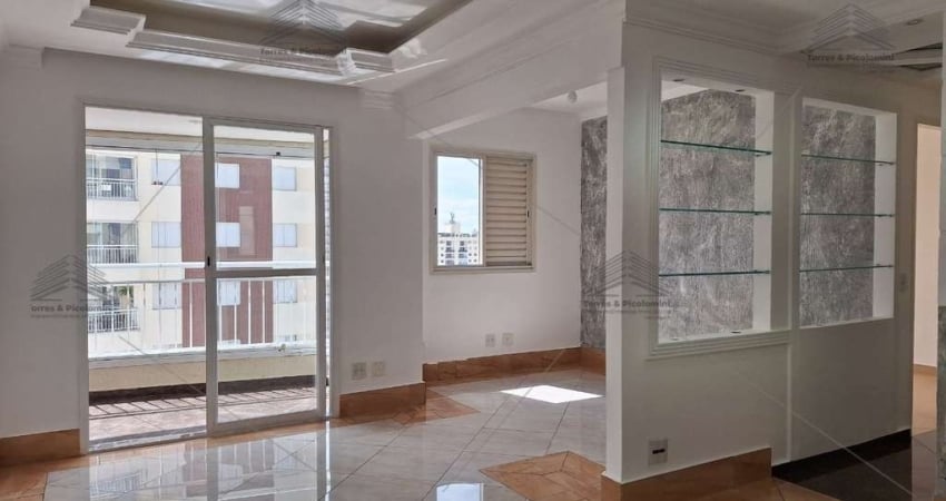 Apartamento à Venda no Tatuapé, São Paulo-SP, de 72m²: 3 quartos, 1 suíte, 2 vagas de garagem e andar alto.