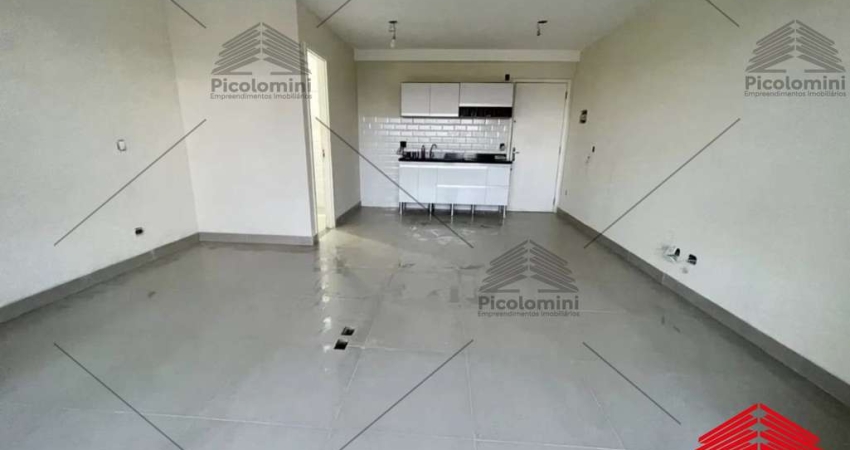 Apartamento à venda Cambuci: 1 quarto, Sala com Sacada, 1 banheiro, 1 vaga de garagem, 35m² de área. espaço gourmet, mercado 24 horas e mais