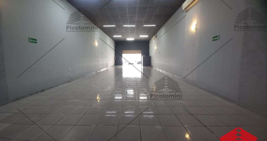 Prédio comercial para locação na Mooca, 2 salas,  1 salão no térreo, 4 banheiros, 2 vagas de garagem, 300m² de área, ar condicionado e acústica.