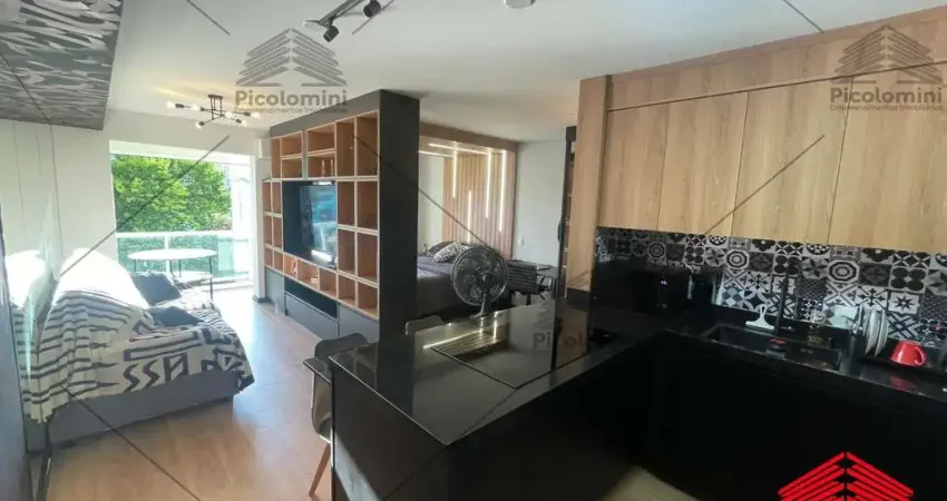 Apartamento Flat a venda no Luzes da Mooca, decorado e mobiliado, sacada nivelada, ar condicionado,  cozinha americana, frente, lavabo - di cunto