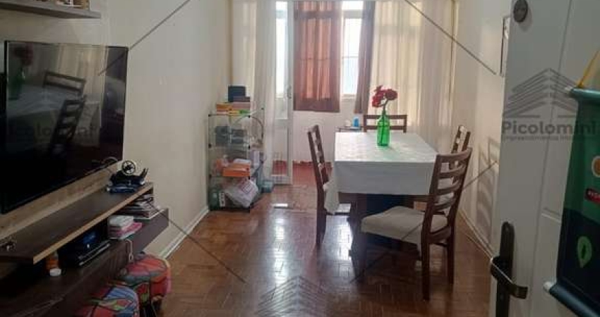 Apartamento à venda no Brás Com 63 Metros, 1 quarto, sala e cozinha ampla com area de serviço, segundo quarto reversivel, 1 banheiro. próximo ao metrô