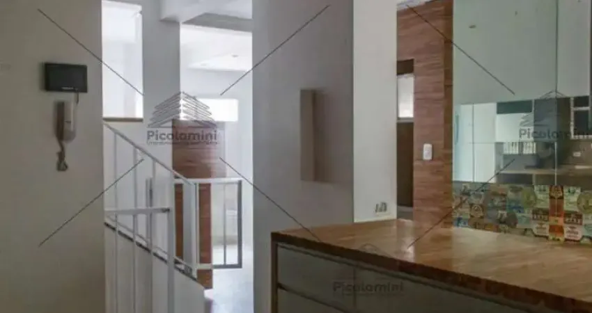 Luxuosa Casa em Condomínio à Venda na Mooca, São Paulo-SP: 4 Quartos, 4 Suítes, 2 Salas, 5 Banheiros, 4 Vagas, 135m².