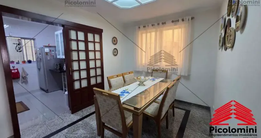 Sobrado mooca próximo á rua chamantá 3 amplos dormitórios sendo 1 suíte repleto de armários 2 salas cozinha planejada churrasqueira 2 vagas cobertas