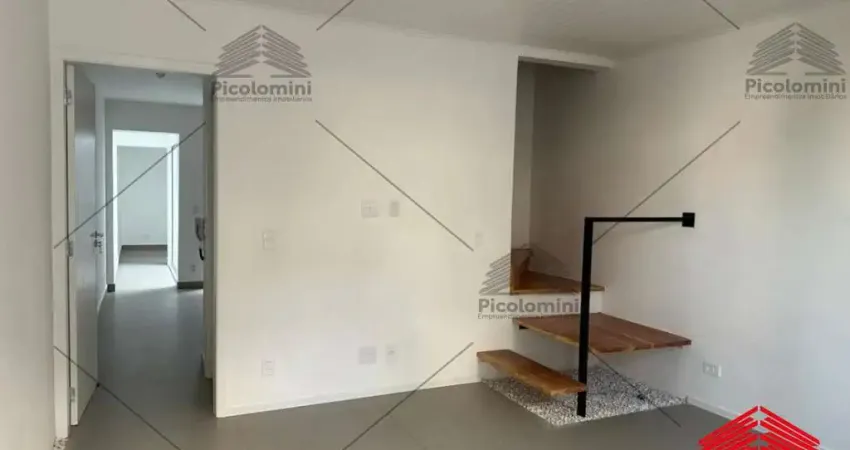 Casa de Luxo em Santana: 3 Quartos, 3 Suítes, 4 Banheiros, 1 Vaga de Garagem e 180m² de Área - São Paulo-SP