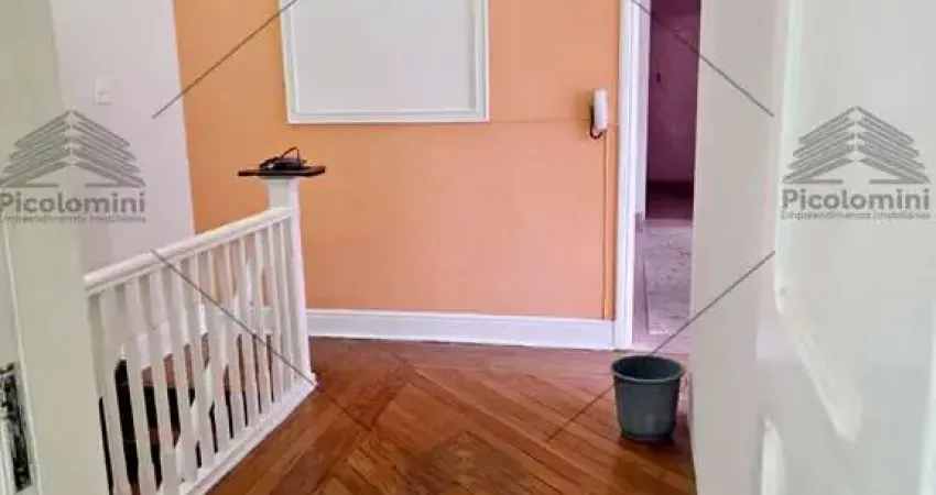 Aluguel e venda de casa no alto da mooca -: 2 quartos, 1 sala, 1 banheiro! piso superior, residencial ou comercial, no térreo amplo salão, cozinha, wc