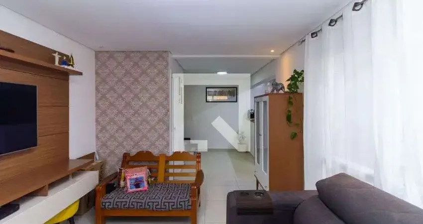 Casa em condomínio fechado com 2 quartos à venda na Rua Antônio Baião, 81, Vila Santa Clara, São Paulo