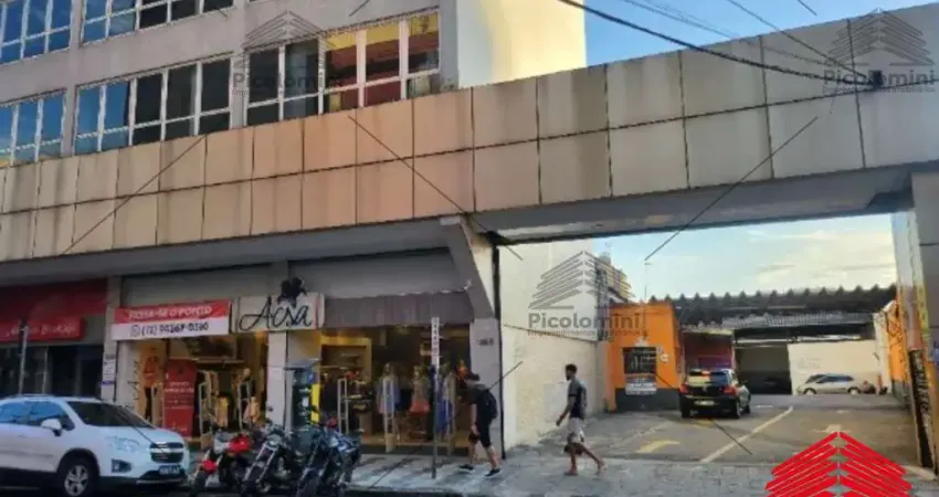 Prédio comercial no centro de mogi, com cerca de 2.400m2, 65 lojas,10 andares, salão com 600m2, com estacionamento.