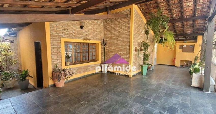 Casa com 2 dormitórios à venda, 185 m² por R$ 730.000,00 - Santana - São José dos Campos/SP