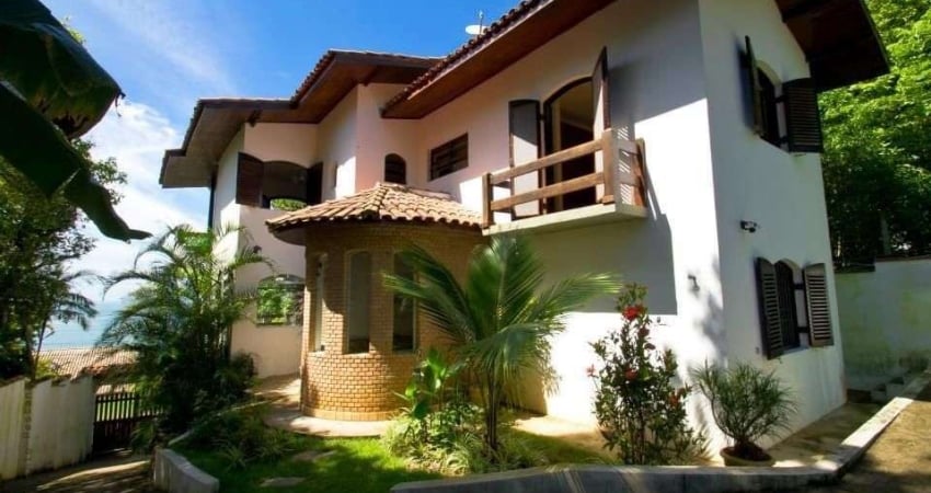 Casa à venda, 260 m² por R$ 1.380.000,00 - Cocanha - Caraguatatuba/SP