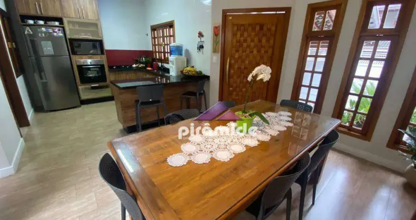 Casa à venda, 98 m² por R$ 600.000,00 - Villa Branca - Jacareí/SP